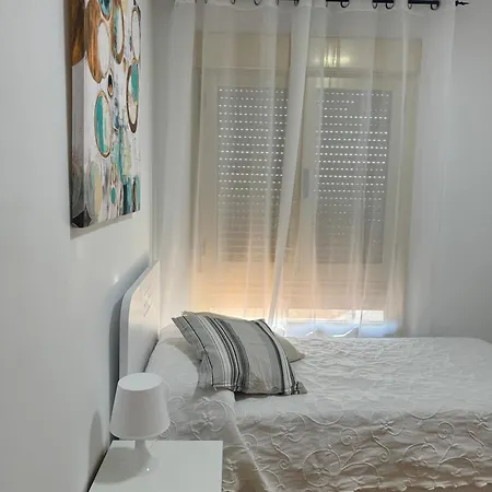 Apartamento Teatinos, Metro, Free Parking & Pool *